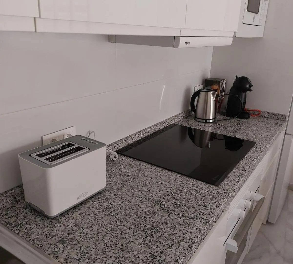 Apartamento A 100 Metros De La Playa, Centrico Фуэнхирола 0*,